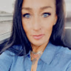 Meet your Posher, Andrea-marie